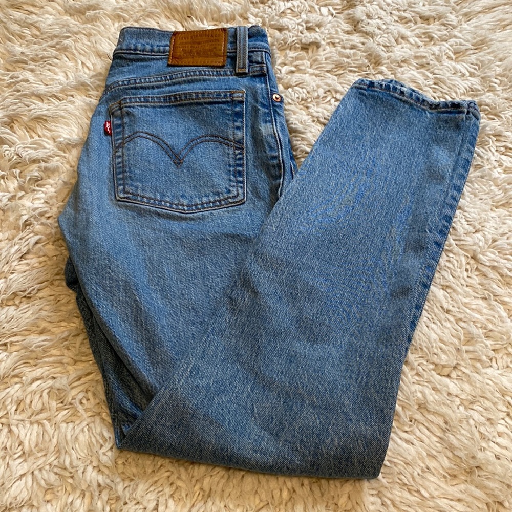 Levi’s Wedgie Fit Women’s Jeans